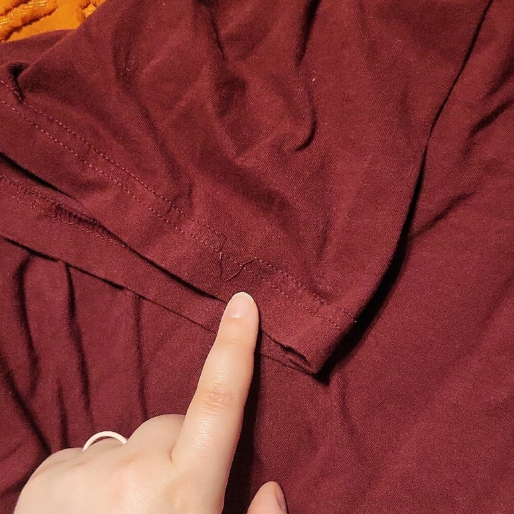 Columbia Maroon Short Sleeve Tee Soft Comfortable Casual - Picture 3 of 5